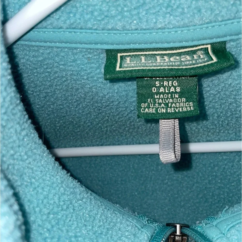 LL Bean Full Zip Blue Fleece Vest Women's Size Small Zip Pockets Outdoor Hiking